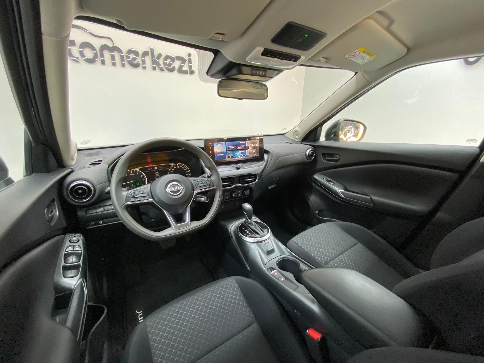 NISSAN JUKE 19